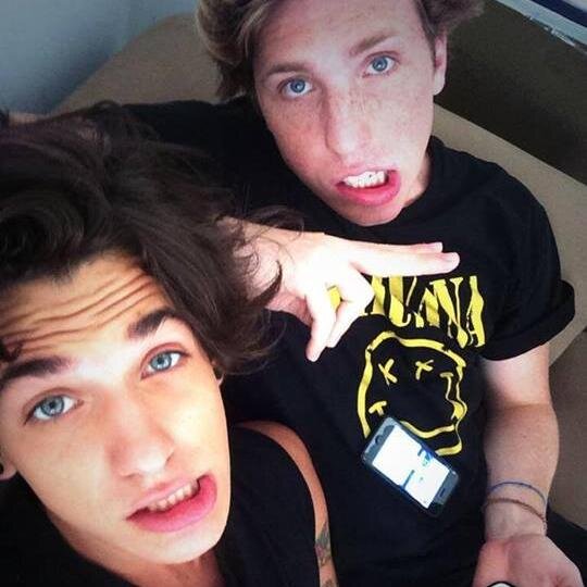 PandinhaDaP9's profile picture. Pniner assumida porque sim ♥ @bandmichael ♥ @guip9 ♥