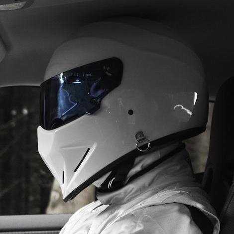 petrolhead, military hardware enthusiast, PlayStation gamer, music junkie