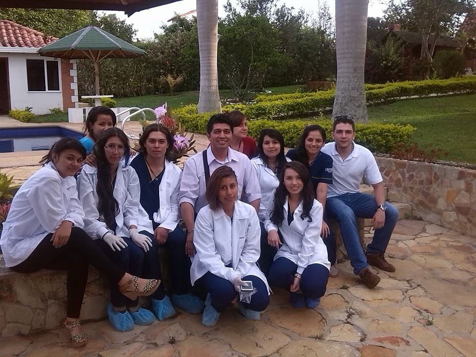 AMO MI VIDA PERO MAS A MIS ESTUDIOS...