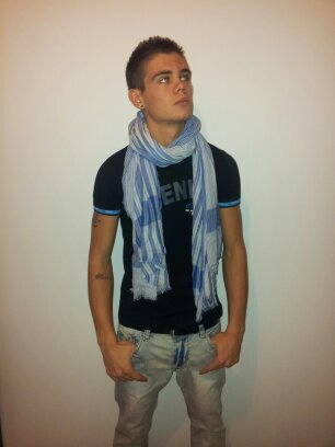 KlLoret's profile picture. 