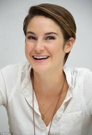 hi.i love shailene woodley...just fangirling... sitting on a rollercoster that only goes up...would like to date Augustus waters,  totally in love with HIM