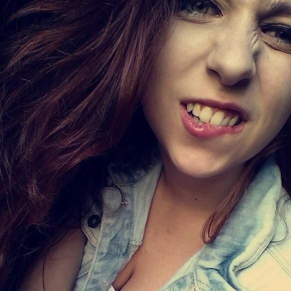 Thatashhh's profile picture. 