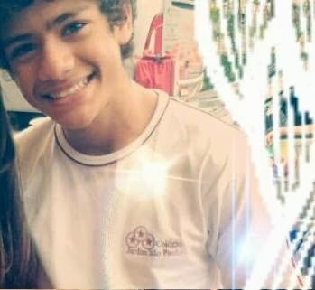 Mosca Chiquititas 2014 , Brinks NÃO FAKE . #MosLi #MosVi , Tenho 12 anos,Melhores amigas: Pata e Mili. e amigos:Binho,Thiago,Rafa,Samuca e Neco.Meta:1k #CH S2 '