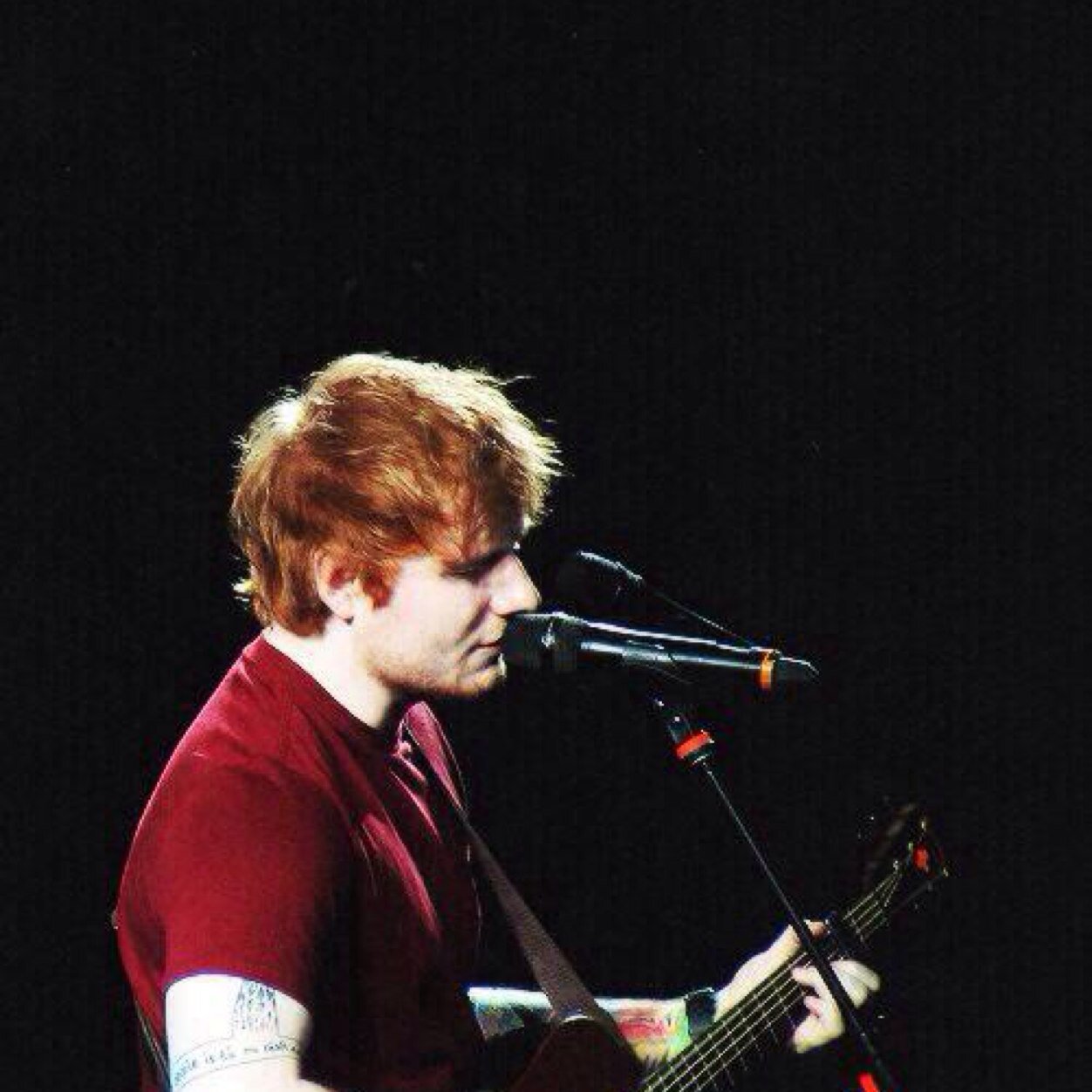 demisrayban's profile picture. Certi viaggi ti cambiano la vita.

(Always loving u, @CoryMonteith)