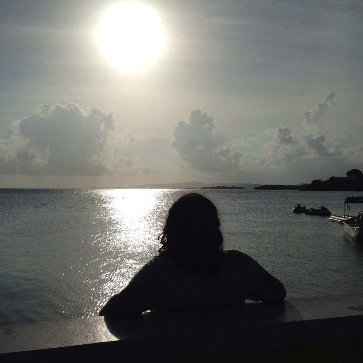 disheveledhair's profile picture. tweeting and tumbling and instagramming to my heart's content.