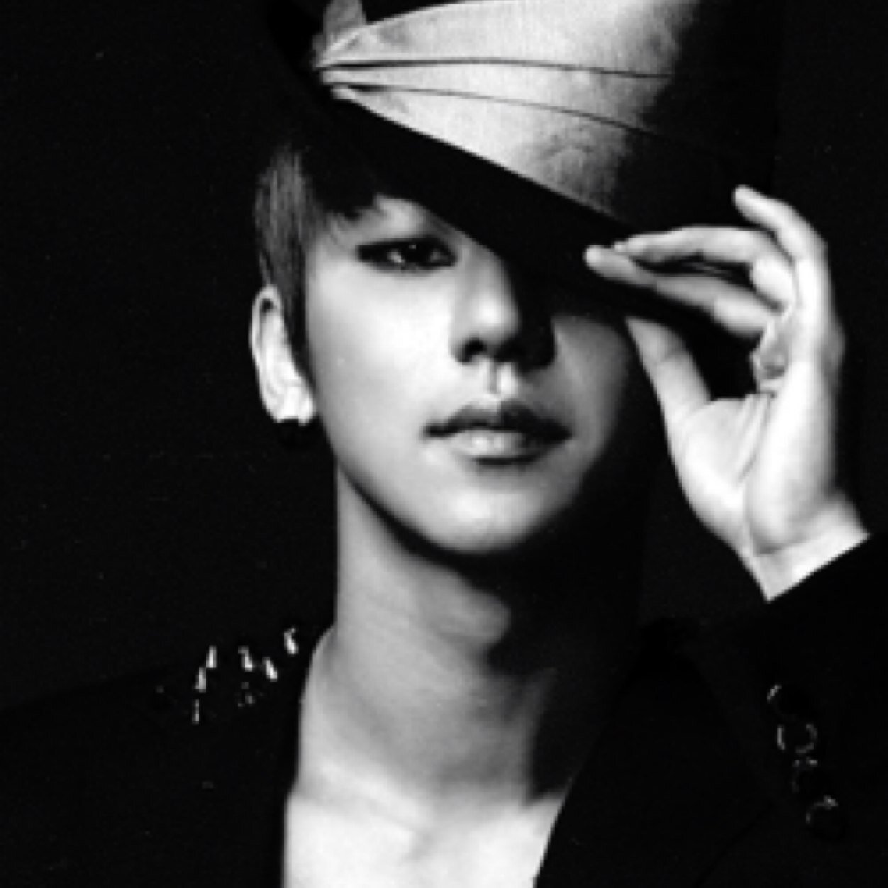 Kang Insoo of MyName -88 liner ,Dino is mi amor all mine @_redshadowcx i loved you once but the pain you caused is to much