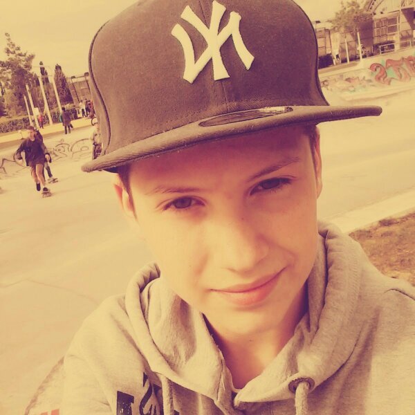 HotiErmal's profile picture. 