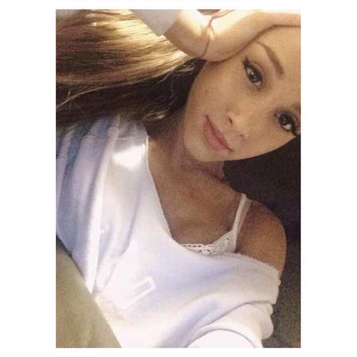 you're hotter than the bottom of my laptop ♡