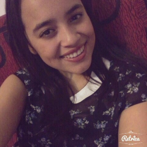 Los errores se asumen, las experiencias se viven, las criticas se ignoran y la vida se disfruta. 08/12/00. http://t.co/icaPpFmQAw