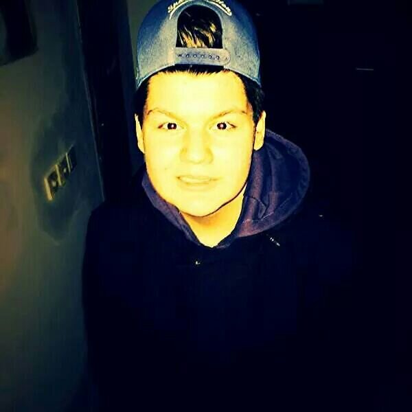 Follow me! 
I follow you back! :)