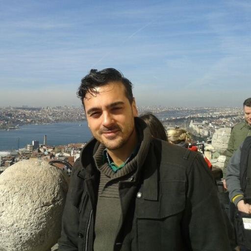 E-commerce manager interested in E-business, Cross channel retailing, Fulfillment, food, sports and travelling.