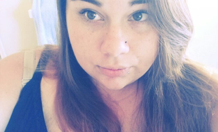 brookeamy93's profile picture. Vape 
fam 
life