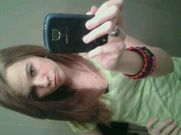 I am 15, i love being outdoors, I am single, I watch Duck Dynasty. I like to watch sports. I love to sing and dance (:
