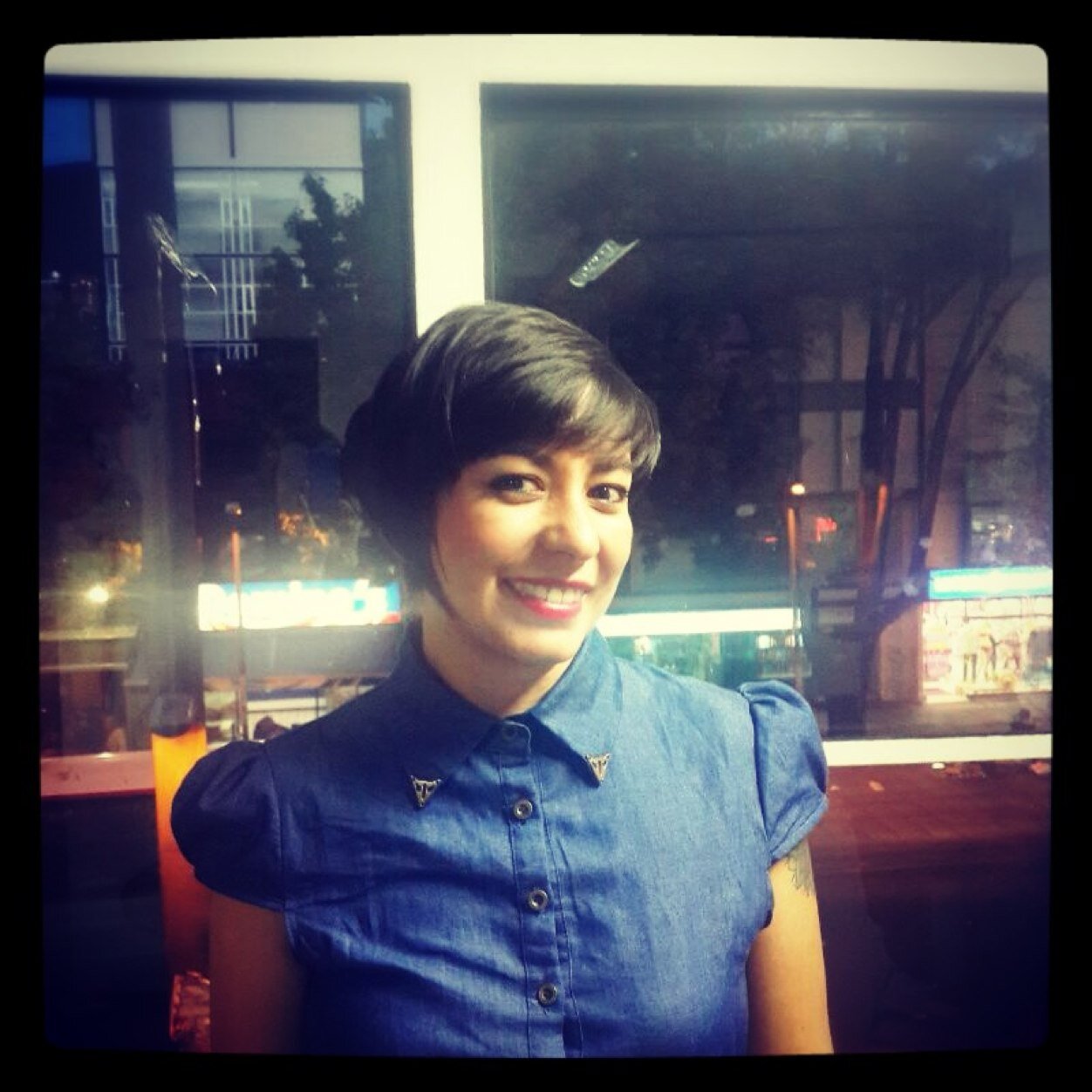 TooyaRocha's profile picture. 