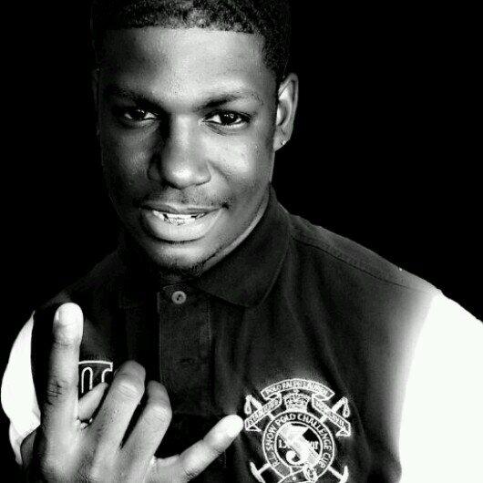 #team darkskin # money train # team navarro # pretty boy # teamdegrate young man trynna make it in life to be successful