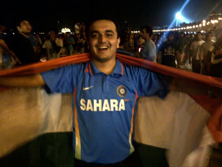 Cricket Blogger and Foodie, IITian and London Business School Graduate, Finance Professional, Punjabi and Loves Life, Fears God & Believes in Karma!!