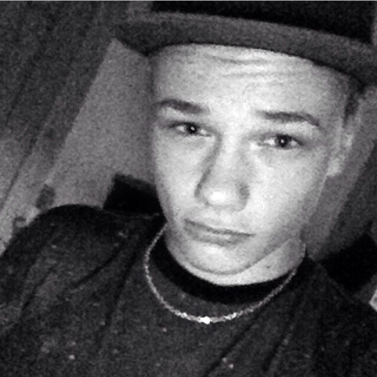 Whats up im thomas 
and i live in orlando 
dont be fake be real keep 100