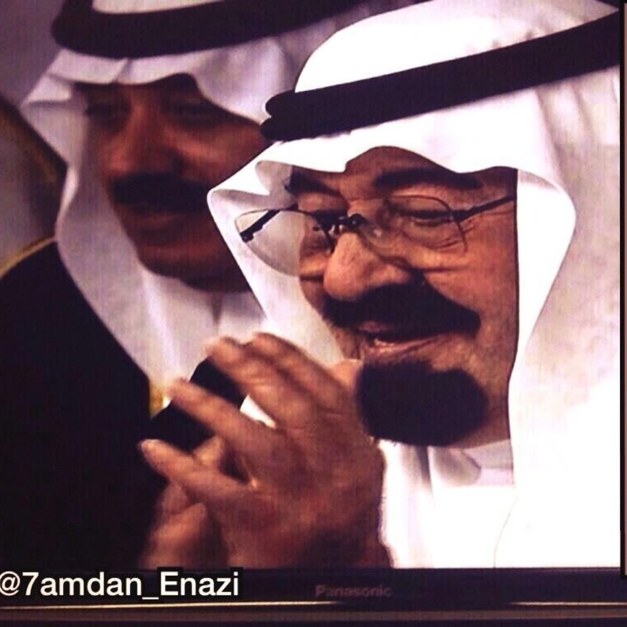 فديت سحبة الاصبع وراعيها / دامك وصلت هنا اذكر ربك : أستغفر الله وأتوب إليه ، سبحان الله والحمدلله ولا إله إلا الله والله أكبر / &&&حفرالباطن&&&تابعني اتابعك&&&