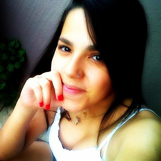Quem me ver, me vê sorrindo, e vai ser sempre assim!