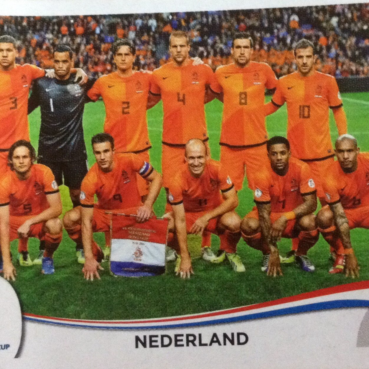 We represent Nederland  in an SCJ project. We live ⚽️ soccer. Follow us and we follow back.️