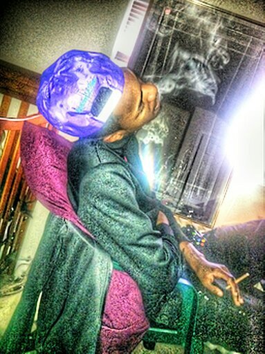 Lux Label IG  _XXIILUXX  Money talk// Choppa end problems✊