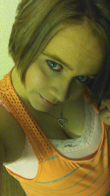 I'm sweet, til you don't give Me what I want.  Tribute Me: sxylilmomma2632@yahoo.com