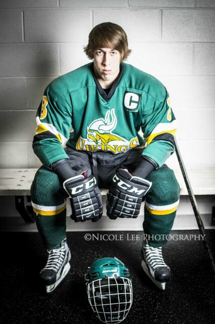 bigduster15's profile picture. Bitch