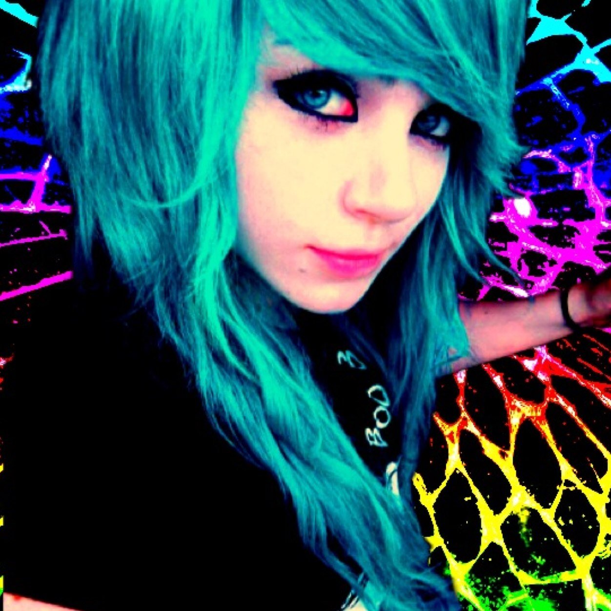 |sis:well_uhm_hey/Emily|single| bit insane! | 15 |~Begining Editor~Roleplay~