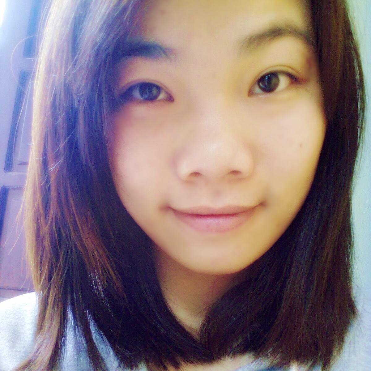 minhthu070492's profile picture. 