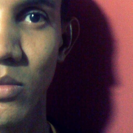 Católico, Venezolano, con aires de nobleza y ansias de cambios; todo lo demás está sujeto a renovaciones... #FuerzaVenezuela