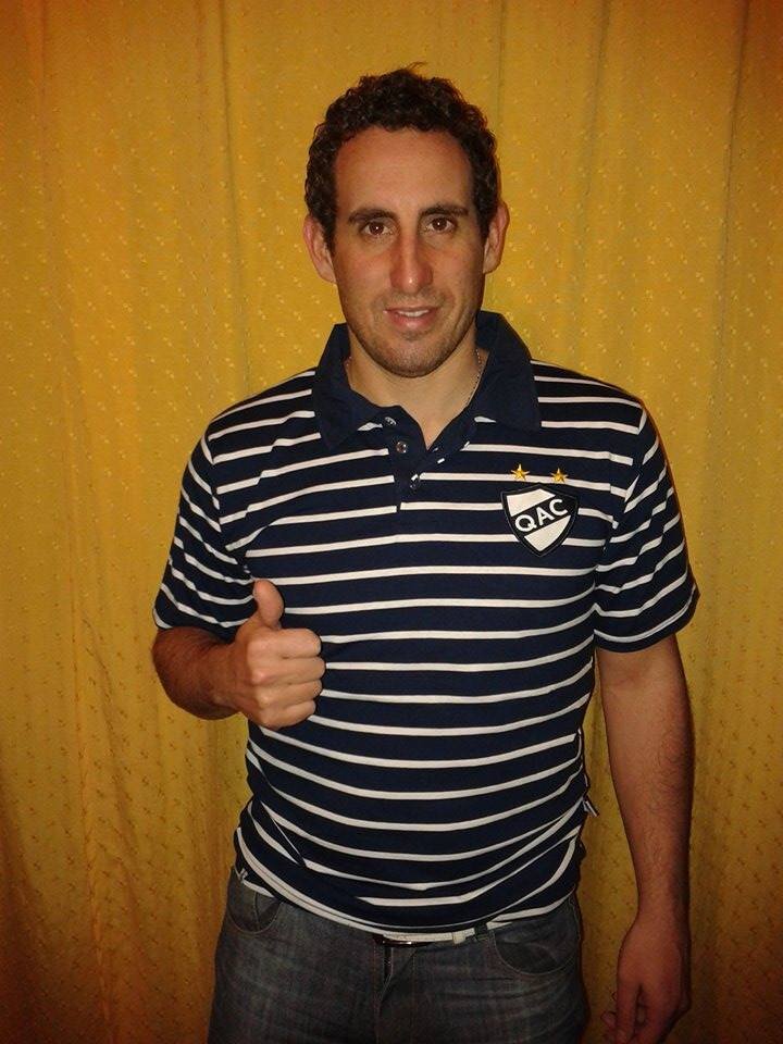 Enfermo hincha y socio de Quilmes. Enamorado de mis dos hermosos hijos Anto y Nacho. Rock nacional y el Cuarteto de Nos