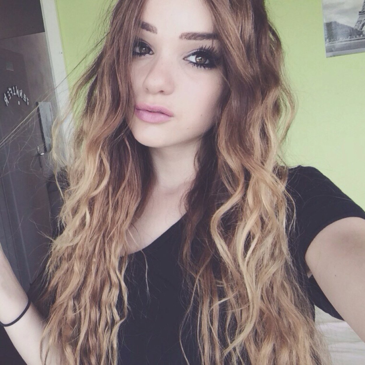 15/switzerland Instagram: blvckrainbow