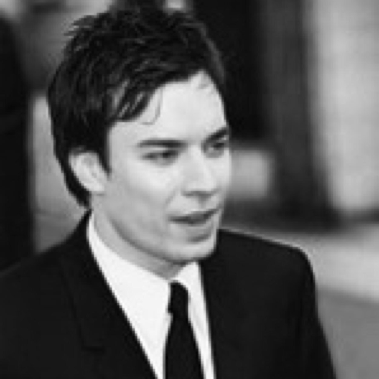 louisvuittomx's profile picture. 