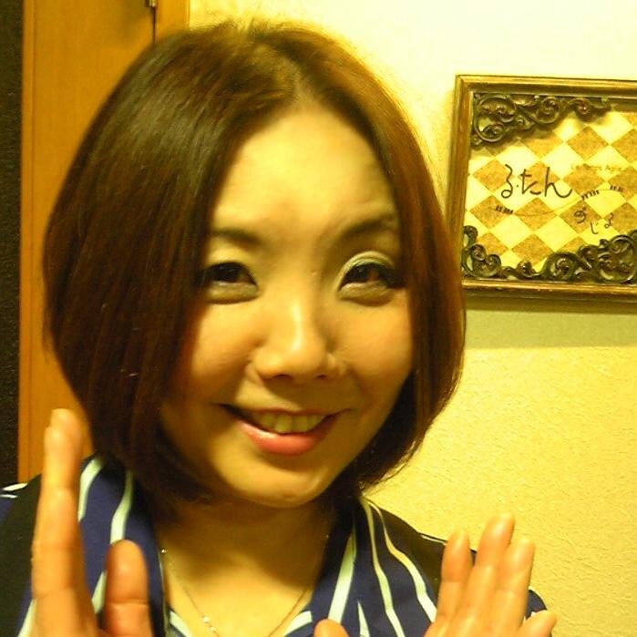 isarai314's profile picture. 小井と書いて…いさらい…と読みます。 珍しい苗字です。 人間としても…かなり珍しい奴だと自他共に認めています。 職業☆女優・歌手…訳詞作詞・脚本・演出家。 また一つ肩書が増えました☆ 新宿三丁目末広通り角『る・たん あじる』店主