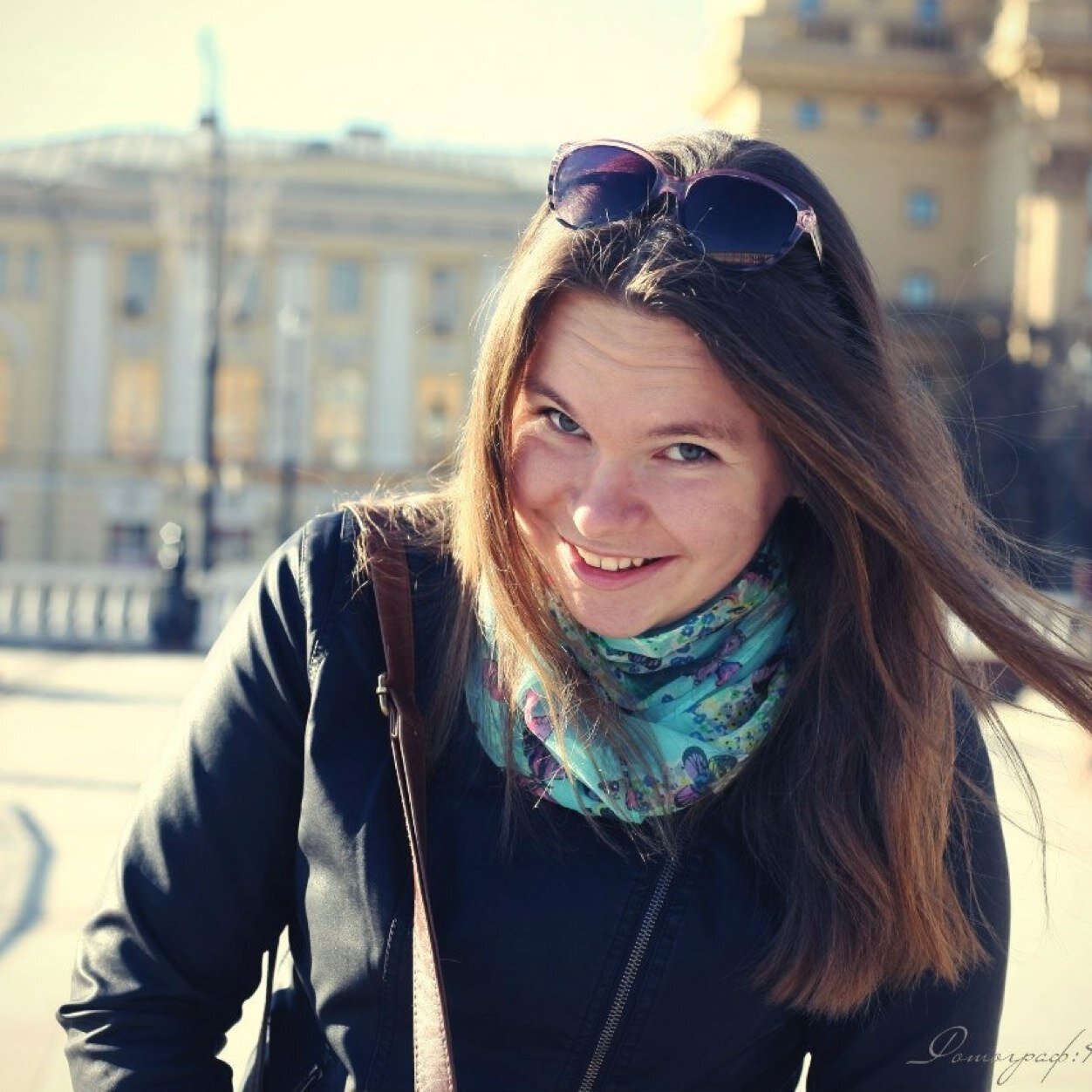 luchiklive's profile picture. 