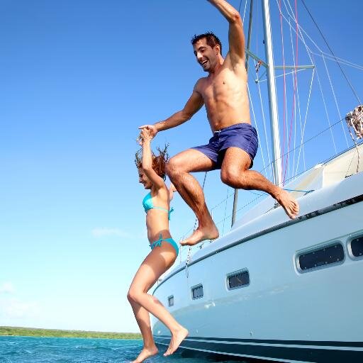 Disfruta de excursiones en barco, de una forma diferente y familiar, para conocer los lugares más entrañables de la isla de Mallorca