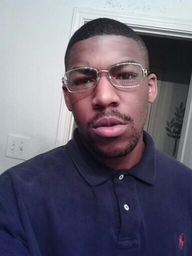 a dallas, tx vet bout money and keeping his women fly