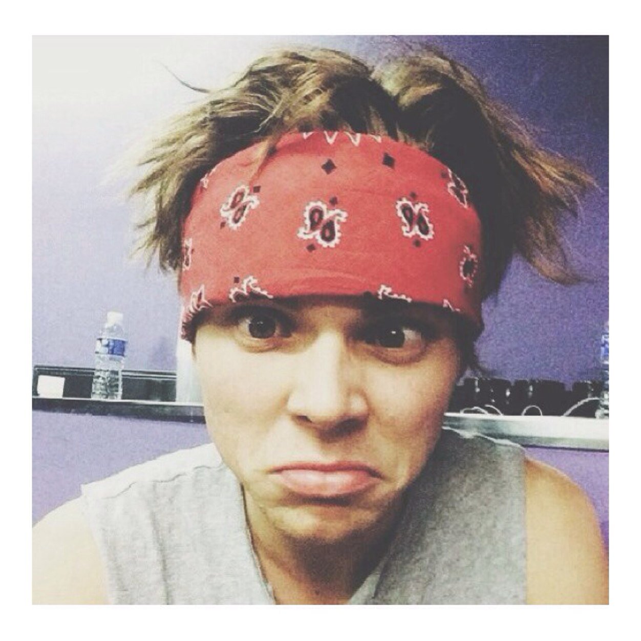 PLEASE FOLLOW @SPOOKEDMIKEY BC SHE JUST GAVE YOU A FREE FOLLOW BC YOURE GORGEOUS AND ILY