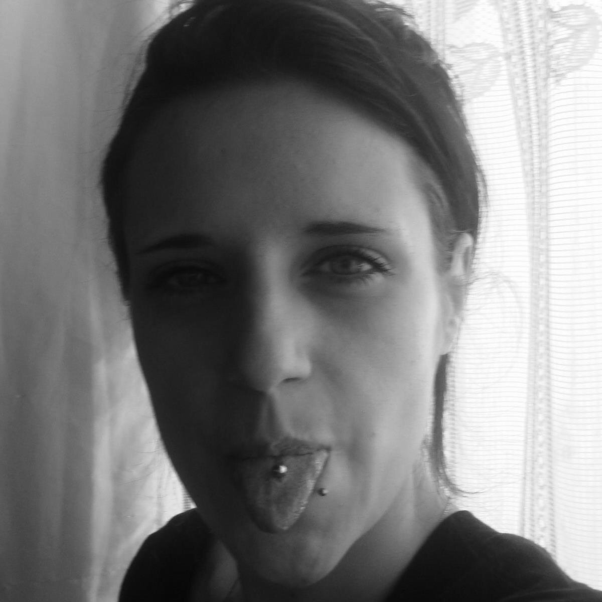 vanesslore1922's profile picture. 