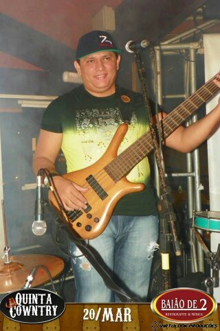 ROBERTO FÉLIX, MÚSICO COMPOSITOR E GUIADO PELO O SENHOR JESUS!!!.