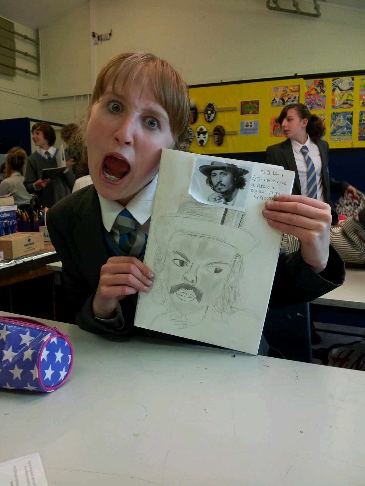 Account based around a very special girl called Nina. She likes drawing, cooking and acting :)