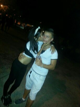 yesicaTSYKLK's profile picture. dinero no trae la felicidad, la manda traer.
No se puede luchar contra el destino, ya está escrito, lo k tiene k ser será.