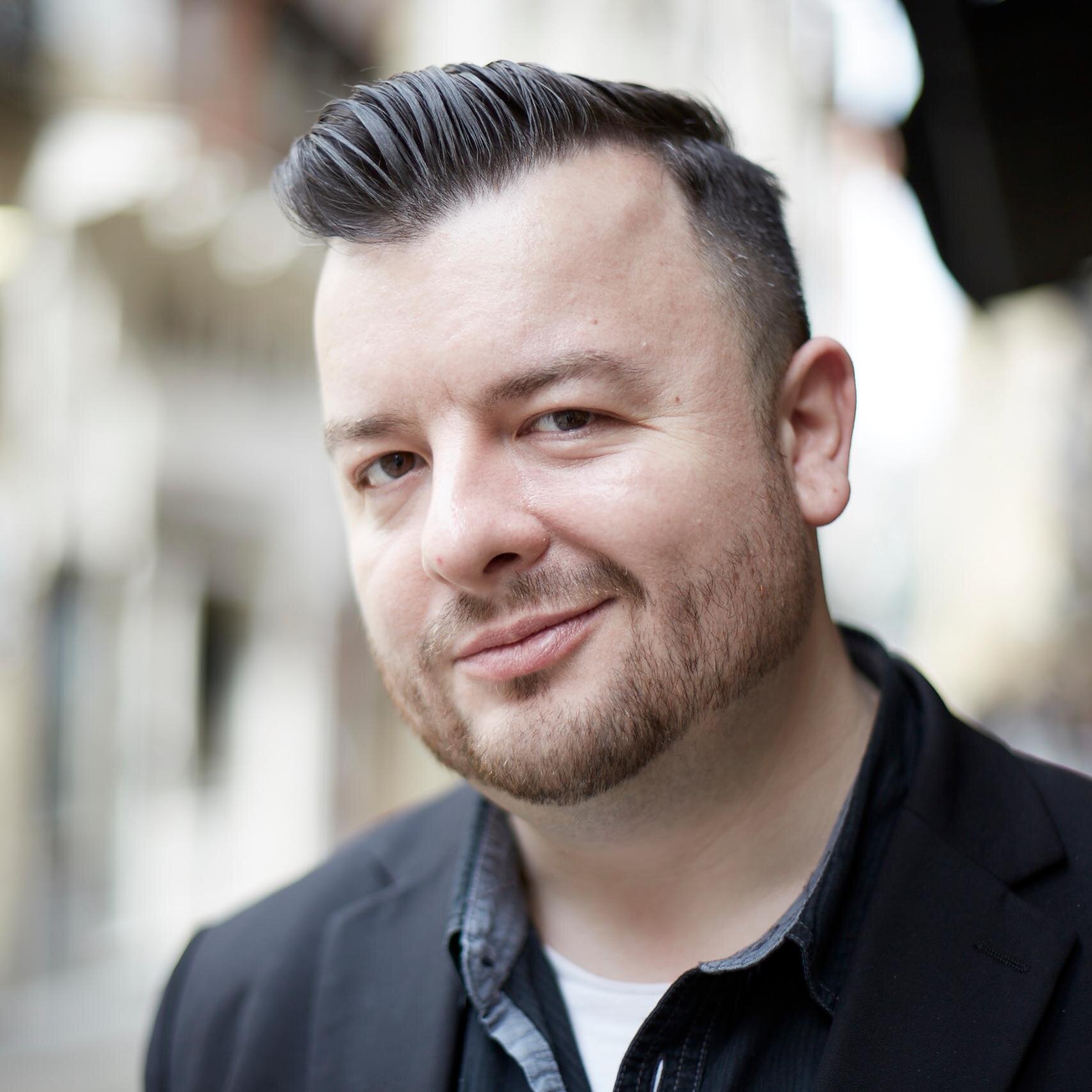 Creative Director, gin enthusiast, have-a-go chef, and Oxford comma user.