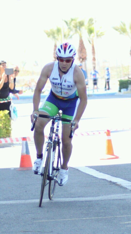 triatleta sub23 componente del club Alqueries Tryteam @alquetryteam. I love sport.