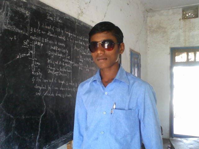 shantu chikkalaki at post :babaleshwar
tq/dist : bijapur
date of birth :13/01/1993