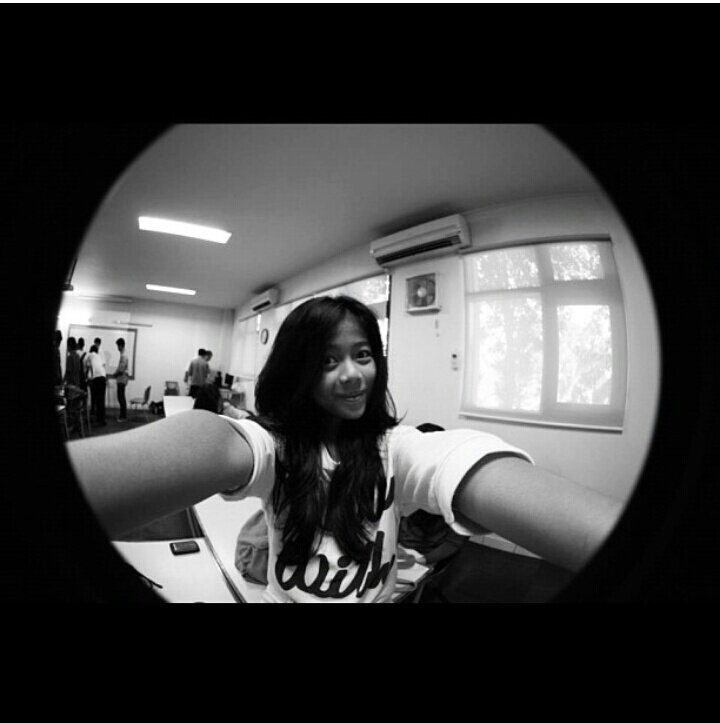 hi,im14 years old,nice to know you friends;)