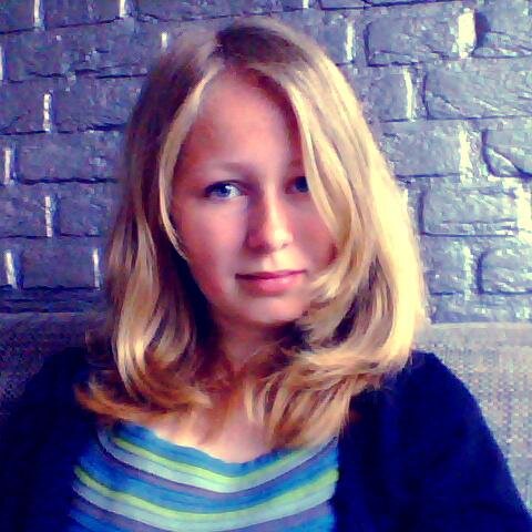 Hanneke // 16 // horselover // Silaine best KWPN horse ever // volleyball // Chocolate // writing