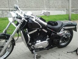 Love Metal, ride bike, play guitar. Work, study, kids. Busy man, enjoy life!