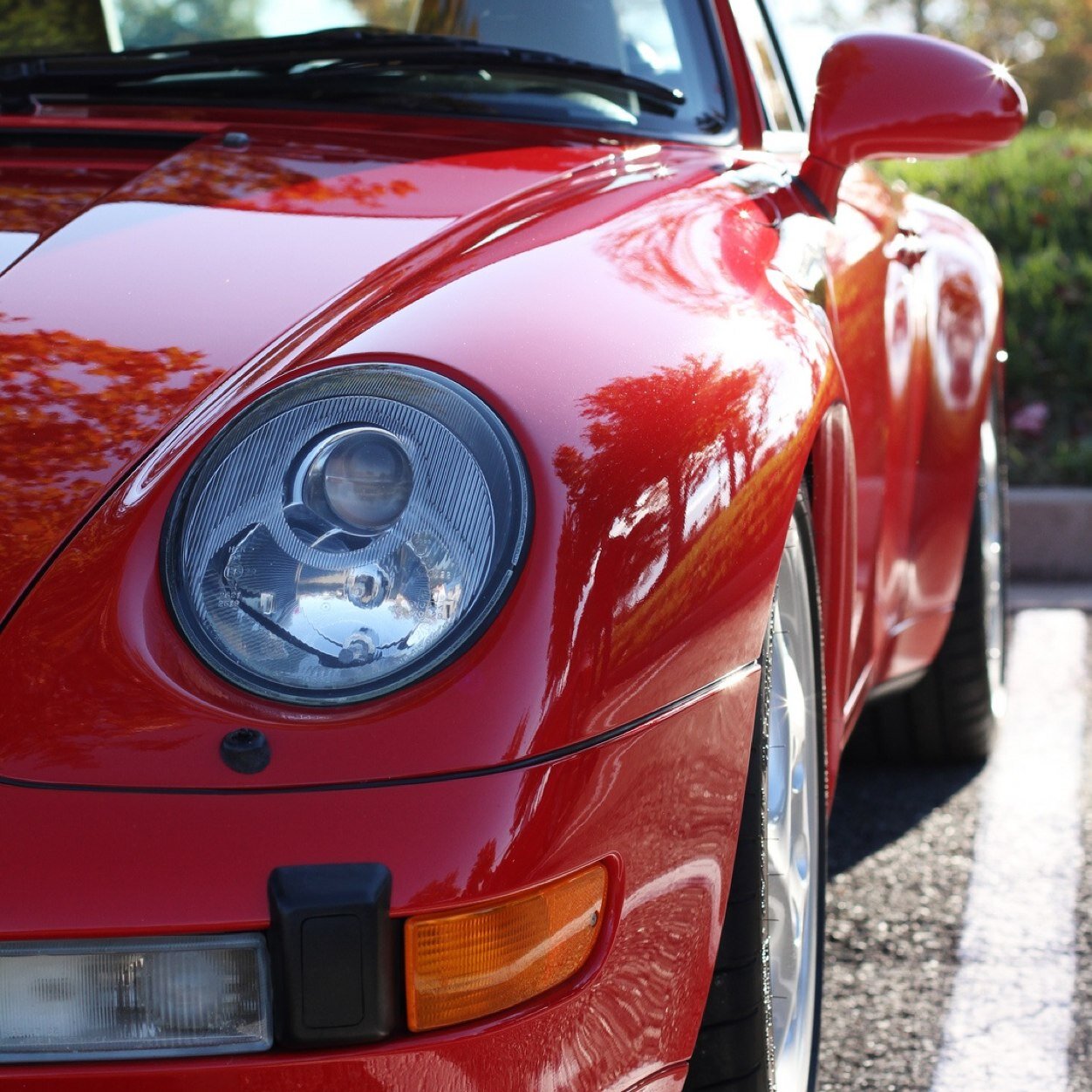 Marketing exec, Porsche enthusiast, Student of human nature, and Blogger