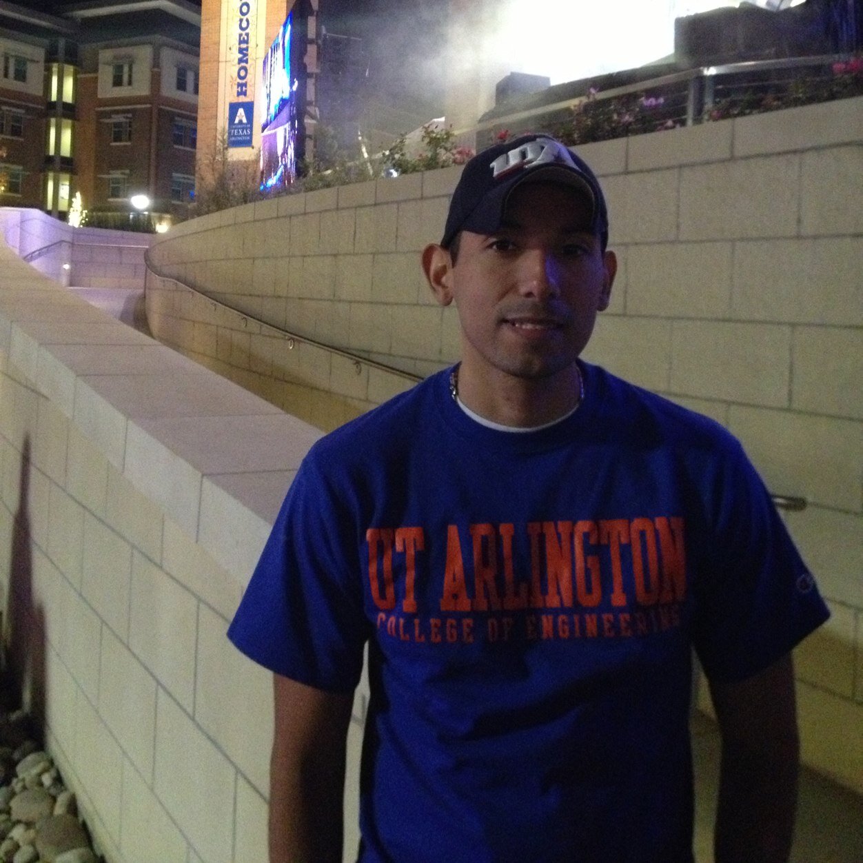Rookie tweeter, UTA Alum 2006, Software Programmer, Entrepreneur